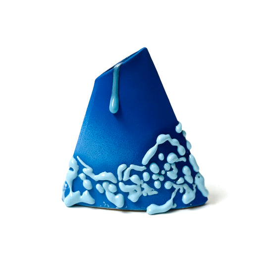 Angle Vase, Bud (Blues)