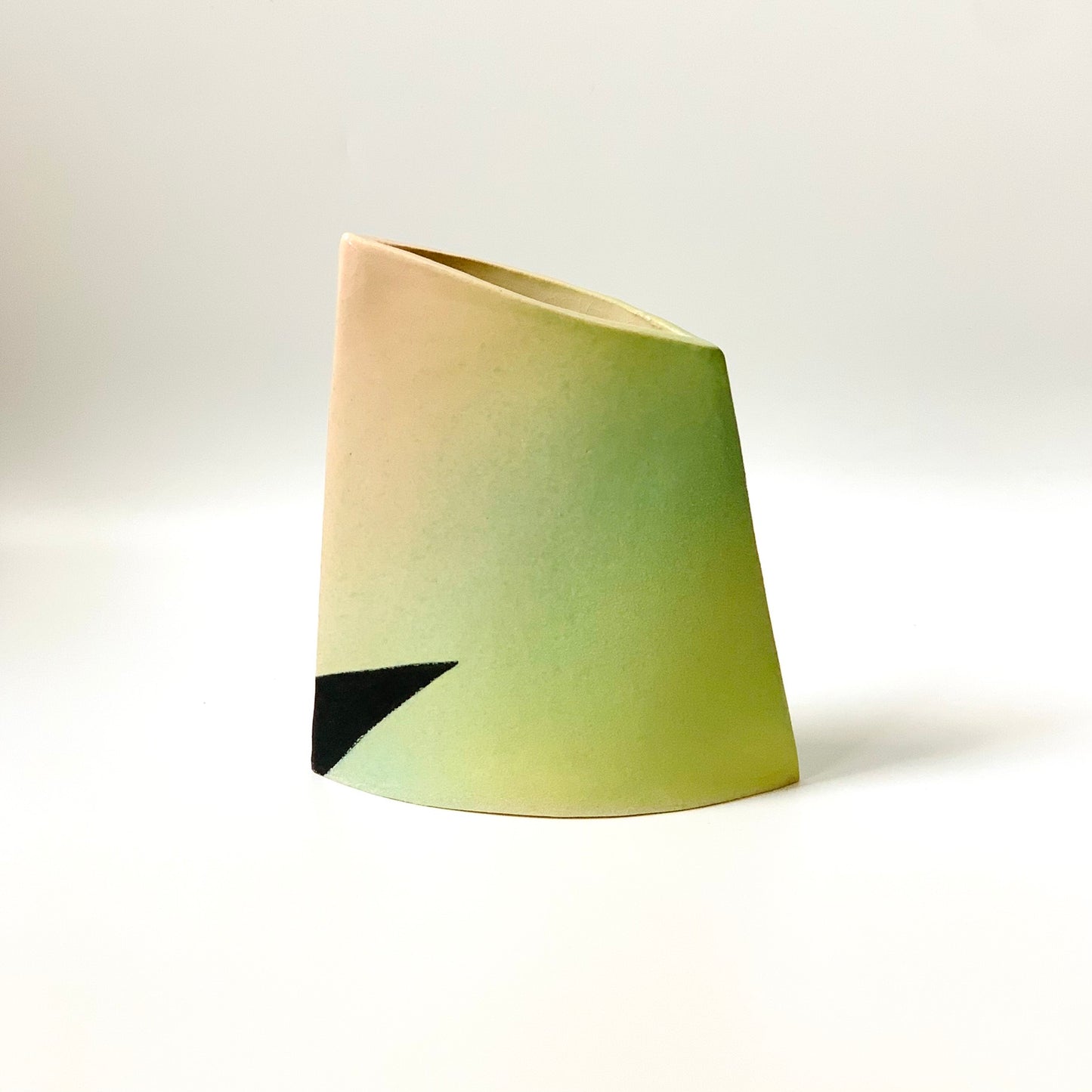 Angle Vase, Medium (Triangle)